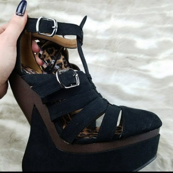 Heel-ess Qupid Gravity Platform Shoe - Picture 5 of 7